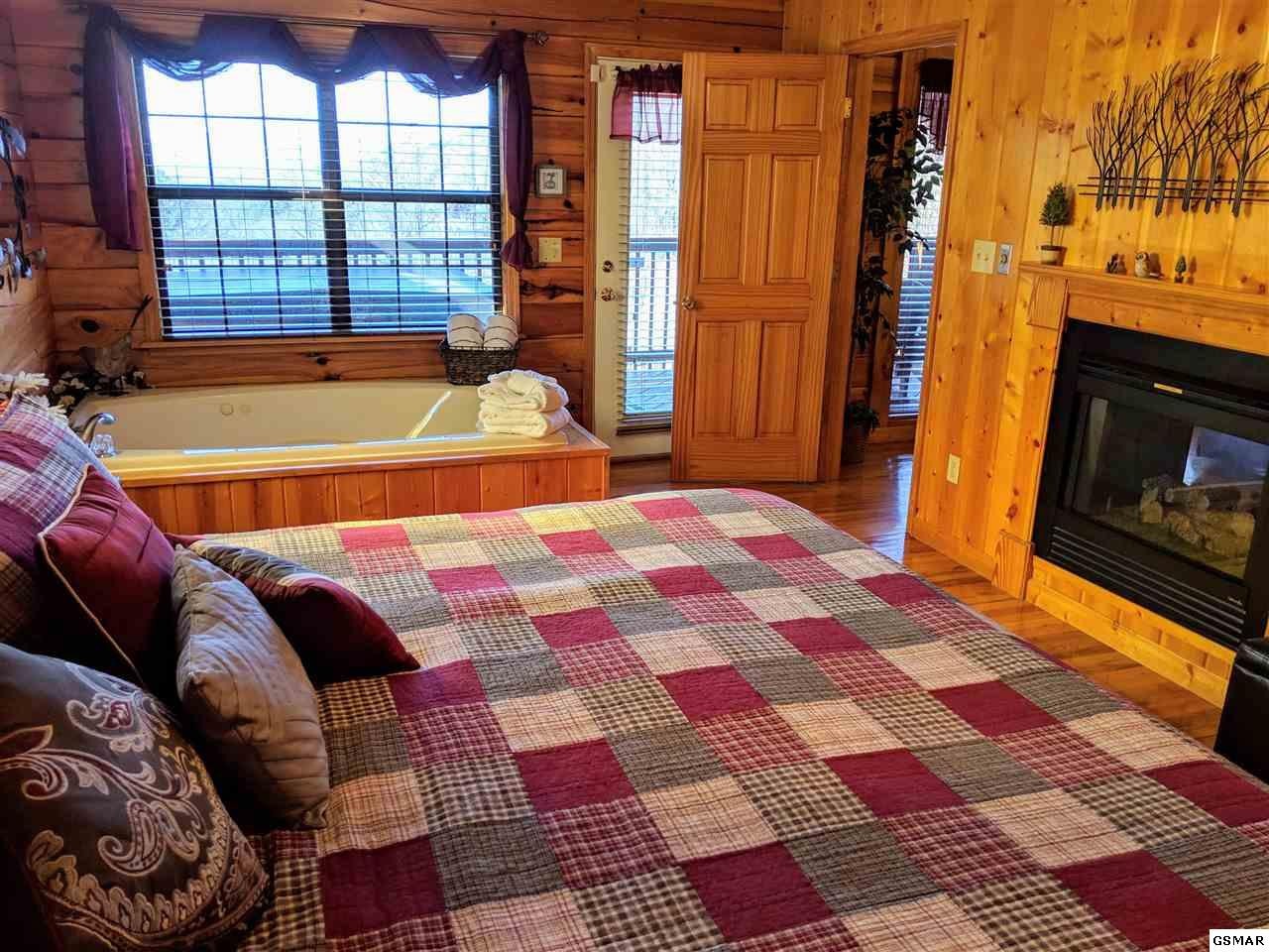 1620 Pinewood Way Sevierville, TN 37862 - Photo 2 of 29