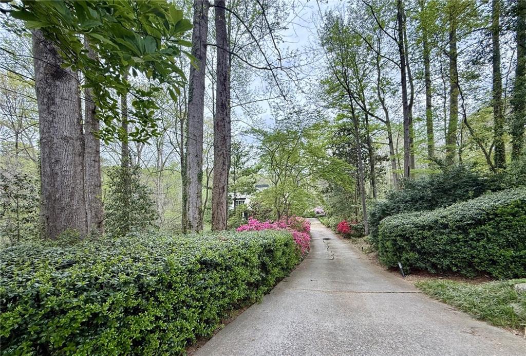 1165 Regency Road Northwest Atlanta, GA 30327 - Photo 2 of 39