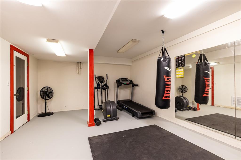 1165 Regency Road Northwest Atlanta, GA 30327 - Photo 38 of 39