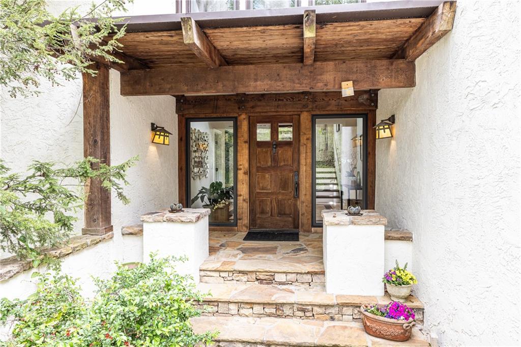 1165 Regency Road Northwest Atlanta, GA 30327 - Photo 5 of 39