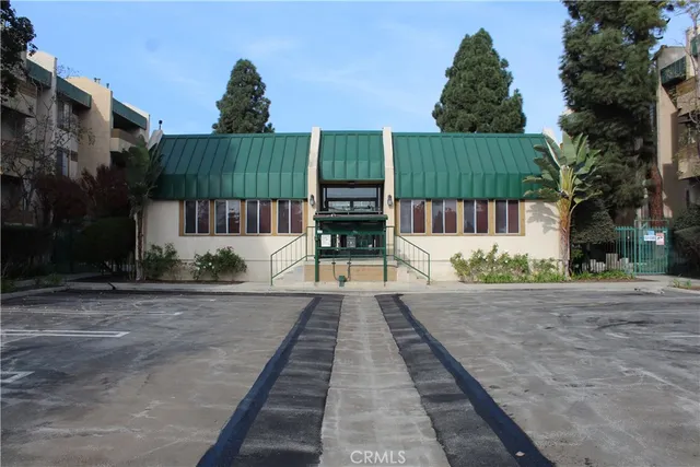 $524,999 | 12141 Centralia Street, Unit 119, Lakewood, CA 90715