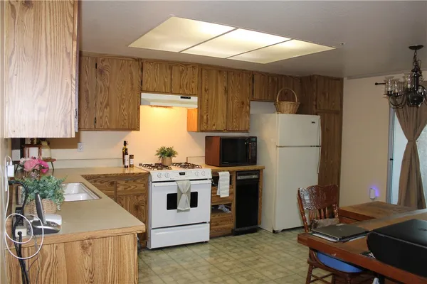 $524,999 | 12141 Centralia Street, Unit 119, Lakewood, CA 90715