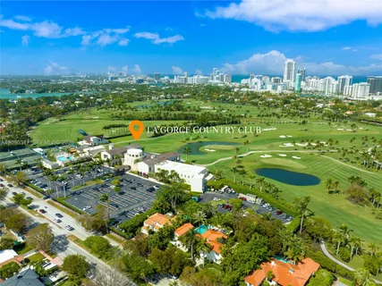 $4,695,000 | 5236 Pine Tree Drive, Miami Beach, FL 33140