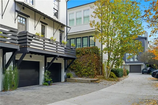 $1,100,000 | 2061 Telfair Circle Northeast, Atlanta, GA 30324