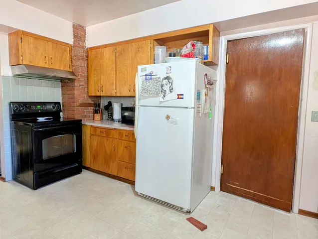 $460,000 | 4439 Whittier Road, Clayton, WA 99110