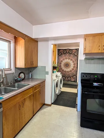 $460,000 | 4439 Whittier Road, Clayton, WA 99110