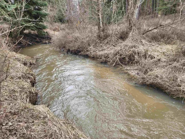 $460,000 | 4439 Whittier Road, Clayton, WA 99110