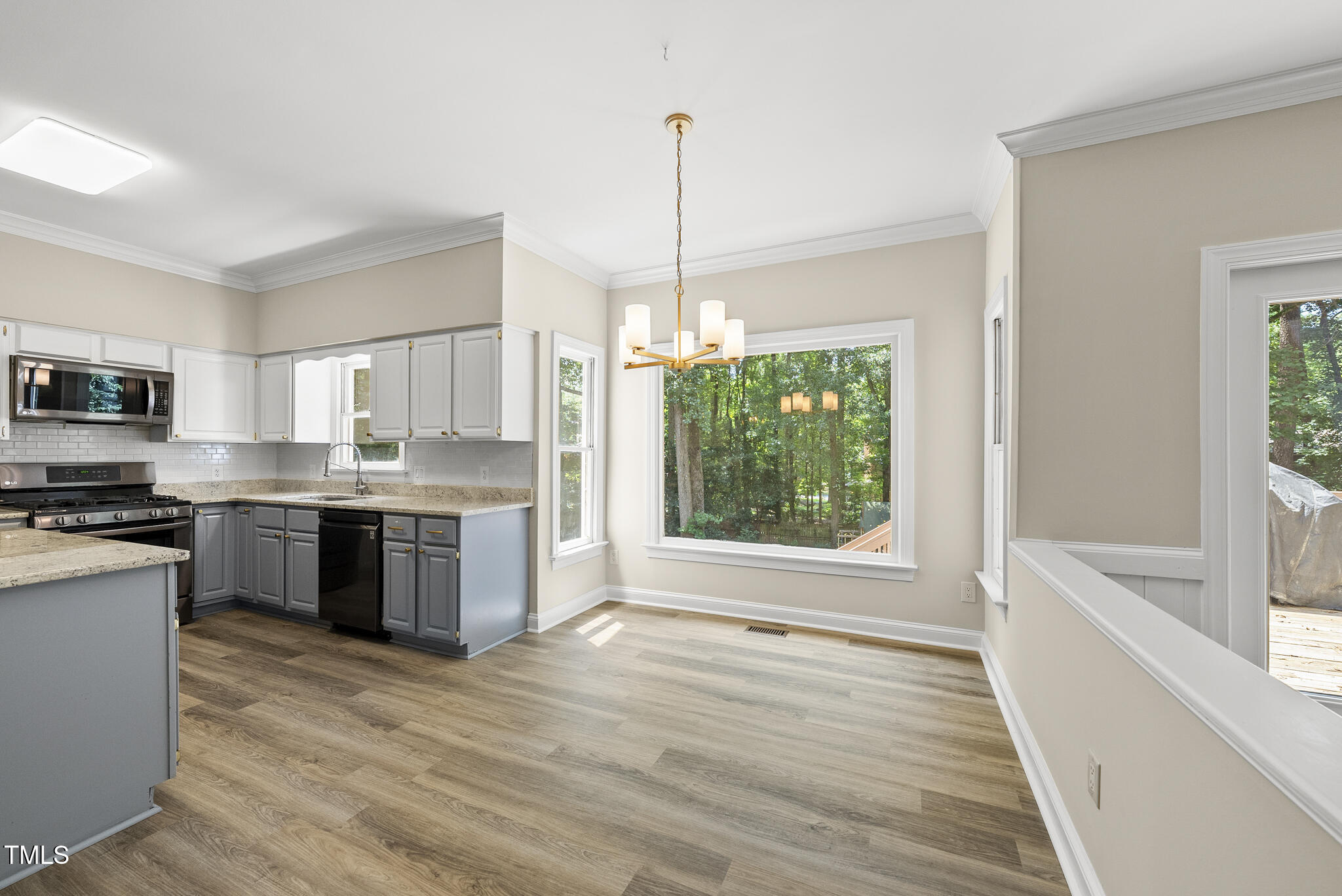 8716 Mourning Dove Road Raleigh, NC 27615 - Photo 6 of 44 Breakfast area
