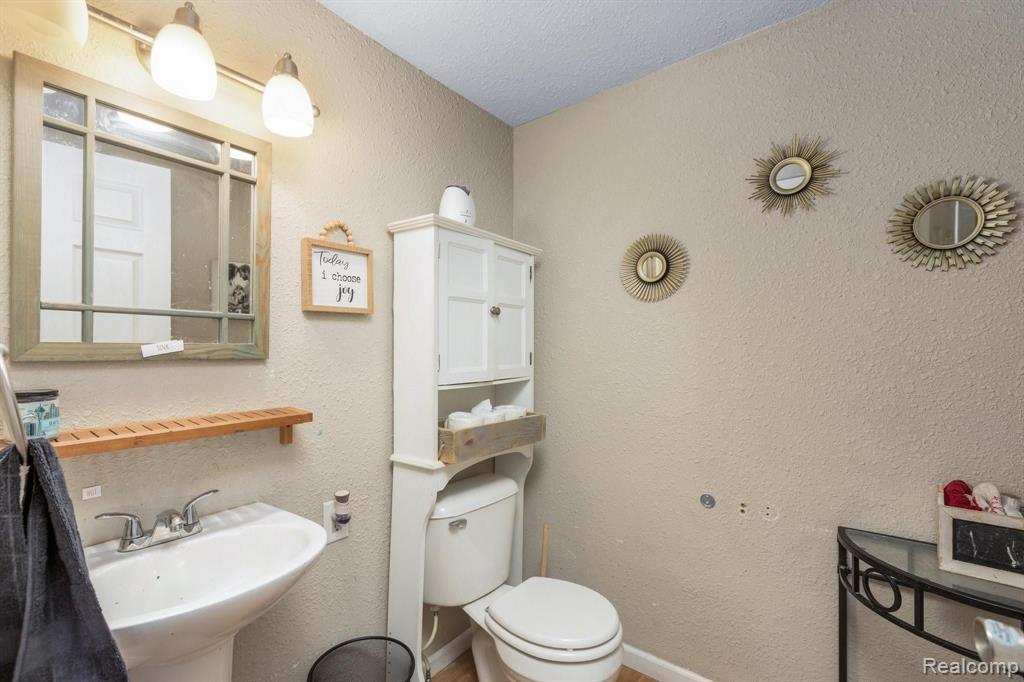 8512 Perry Road Atlas, MI 48411 - Photo 8 of 18