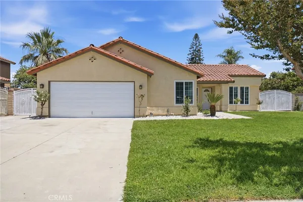 $635,000 | 1157 South Vine Avenue, Bloomington, CA 92316