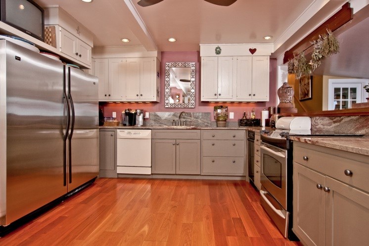 302 East Shore Road Jamestown, RI 02835 - Photo 11 of 16