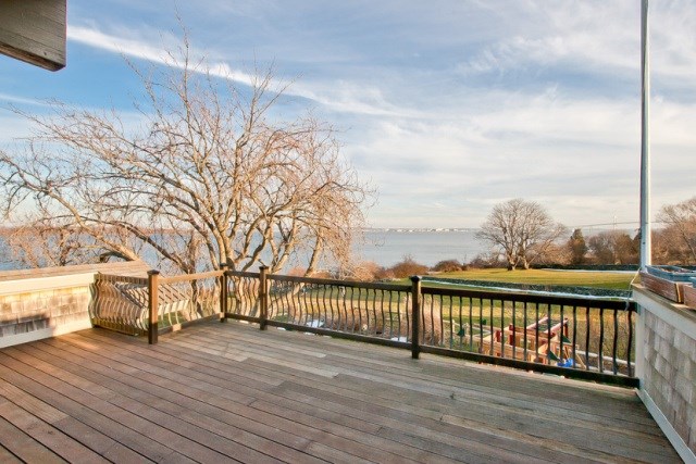 302 East Shore Road Jamestown, RI 02835 - Photo 16 of 16