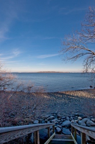 302 East Shore Road Jamestown, RI 02835 - Photo 10 of 16