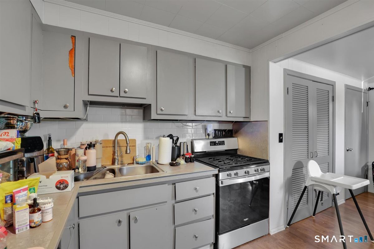383 Glen Hills Road Meriden, CT 06451 - Photo 11 of 30