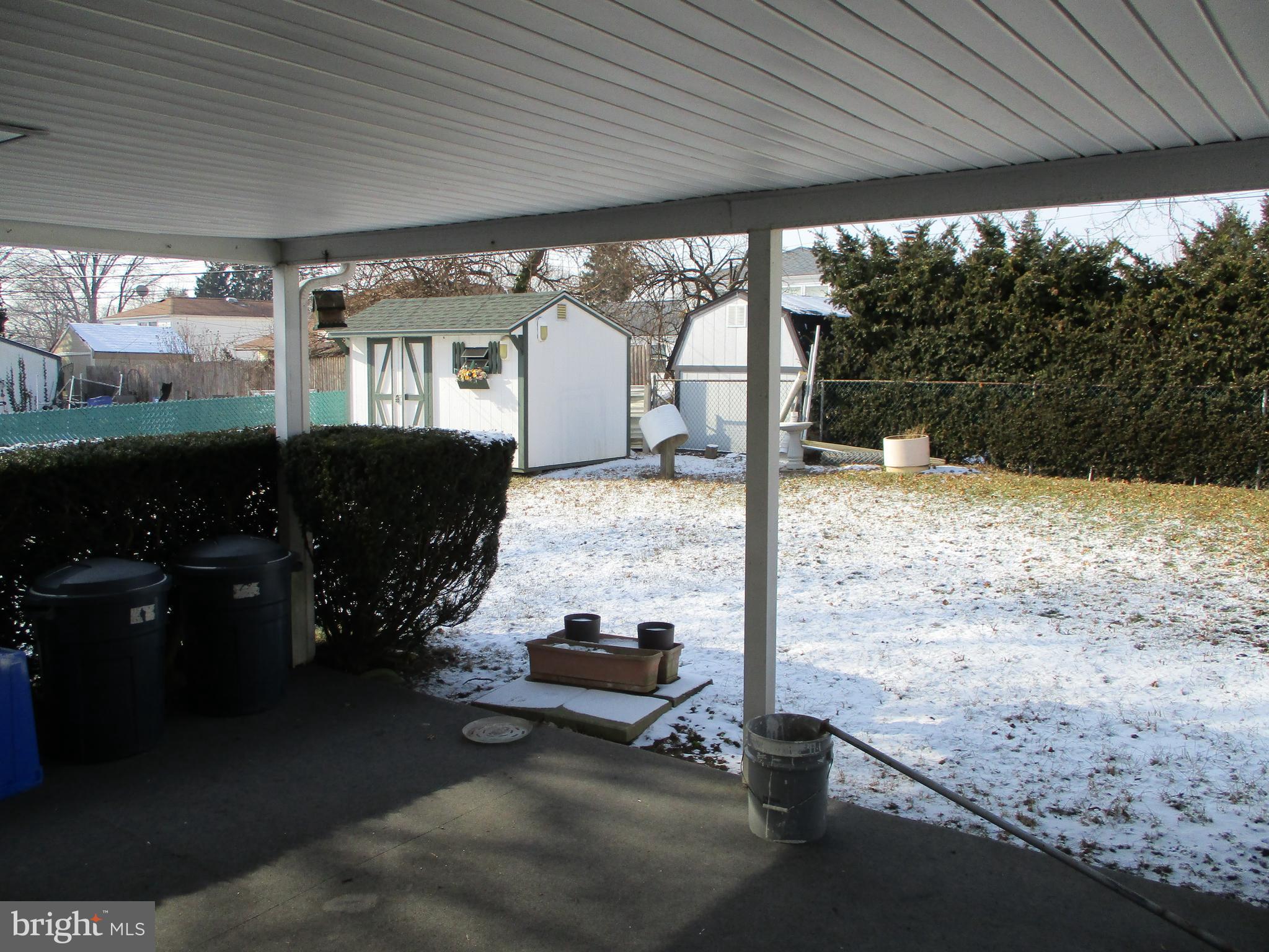 9724 Lochwood Road Philadelphia, PA 19115 - Photo 8 of 24 Covered Patio