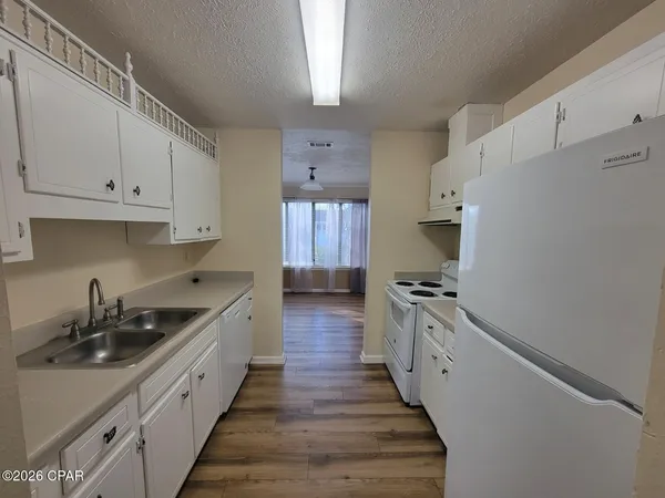 $1,900 | 3727 Greentree Place, Panama City, FL 32405