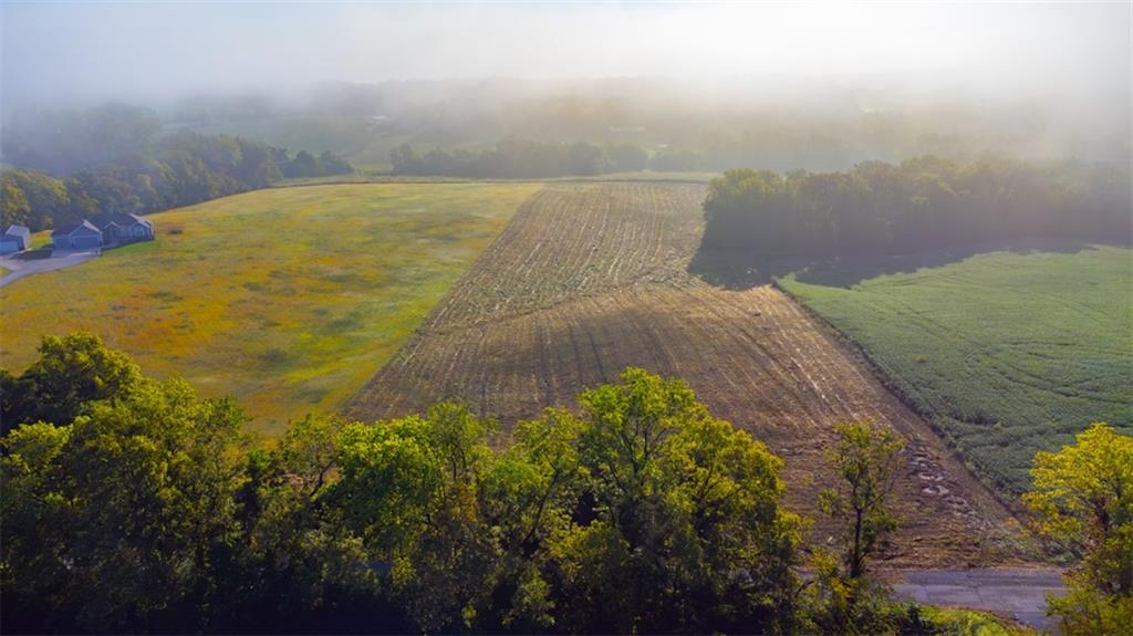 1105 North Powell Road Independence, MO 64056 - Photo 2 of 14