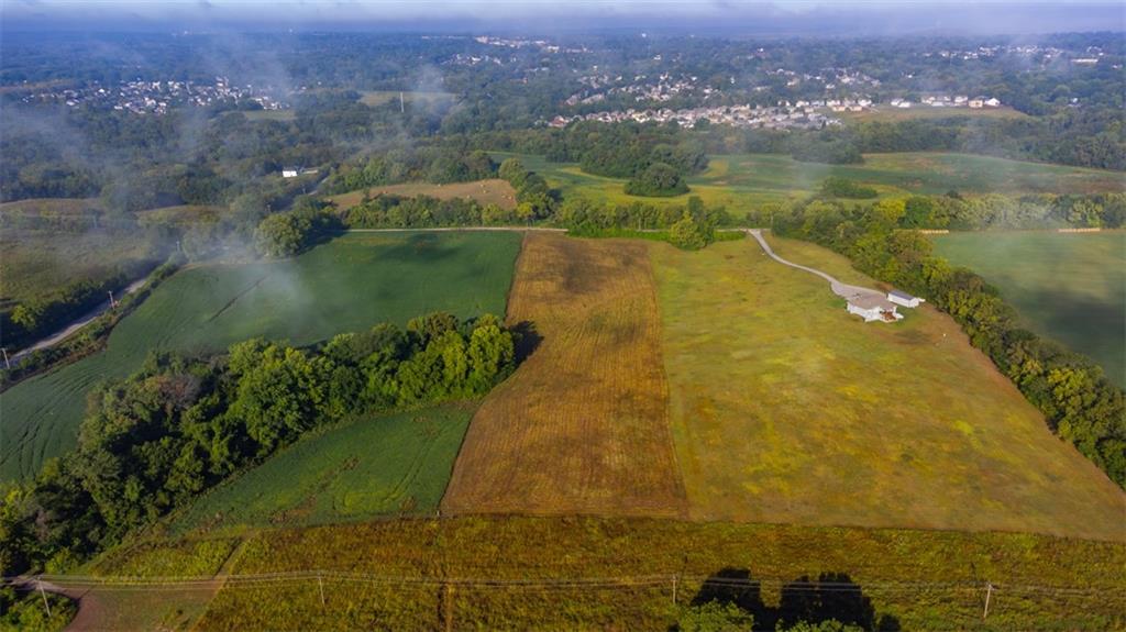 1105 North Powell Road Independence, MO 64056 - Photo 8 of 14