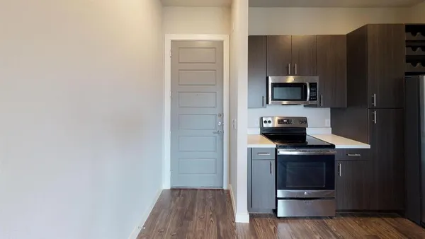 $1,470 | 1500 North Haskell Avenue, Unit 2004, Dallas, TX 75204