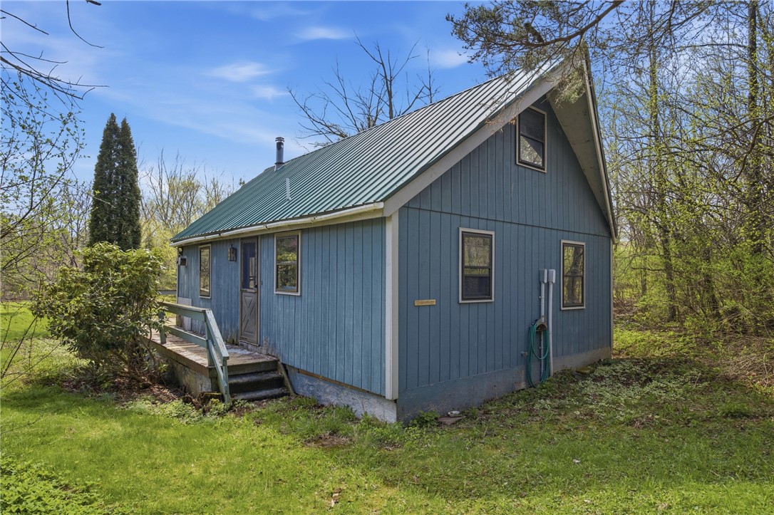 2555 A Willett Rd Extension Jerusalem, NY 14478 - Photo 4 of 29