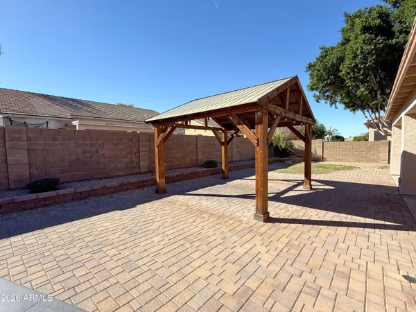 a view of an outdoor space