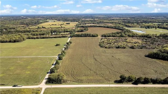 $125,000 | 38939 West 387th Rd Lane, Lane, KS 66042