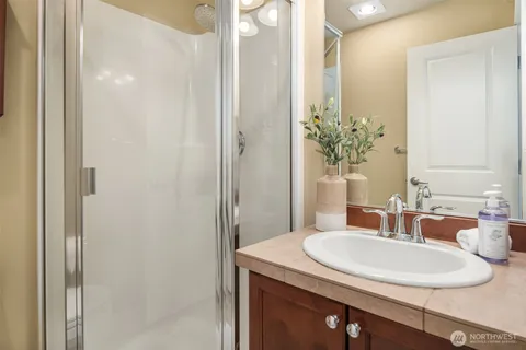 $685,000 | 364 Northeast Darby Lane, Issaquah, WA 98029