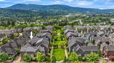$685,000 | 364 Northeast Darby Lane, Issaquah, WA 98029