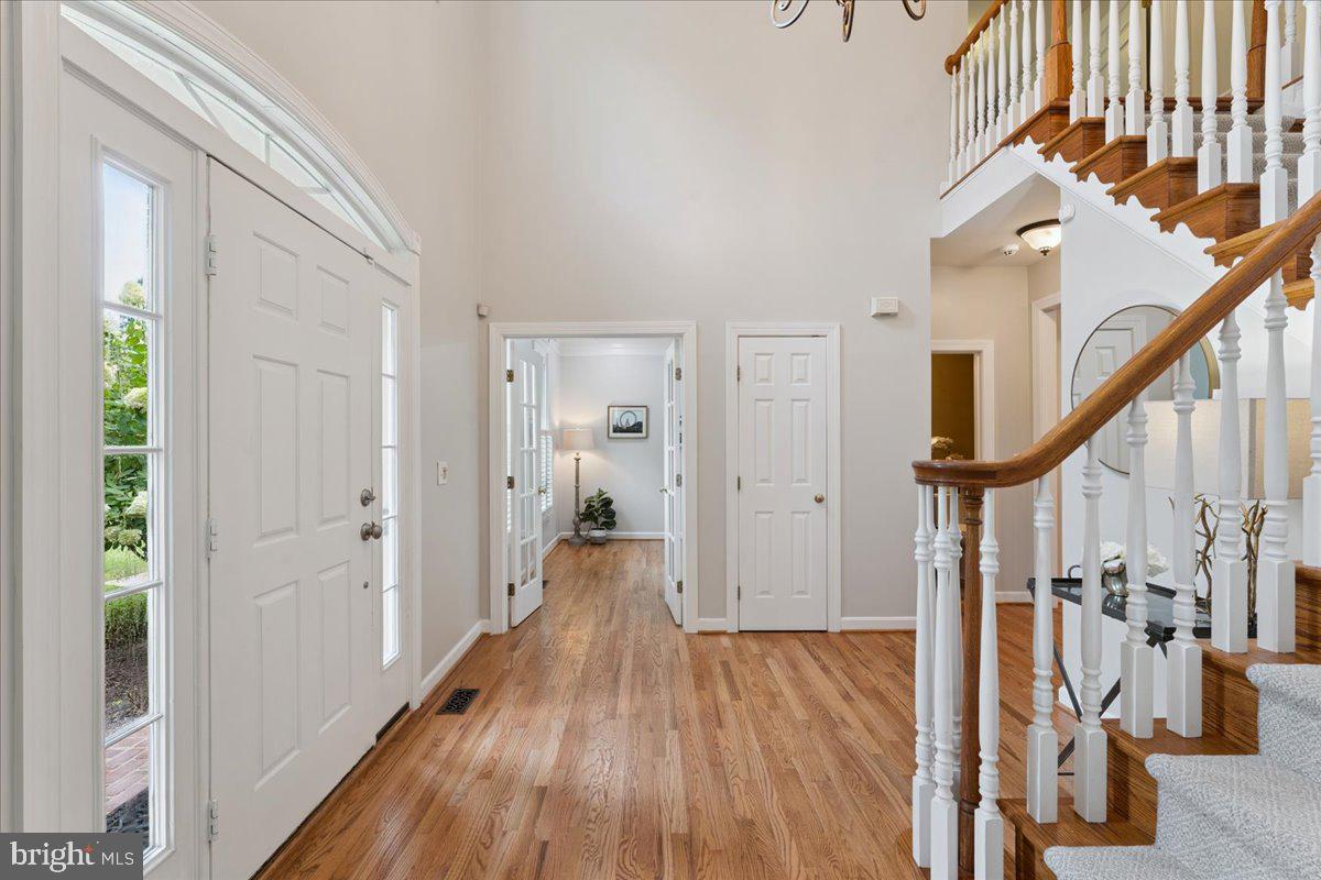 7411 Union Ridge Road Clifton, VA 20124 - Photo 2 of 86 Prepare to fall in love as you enter !