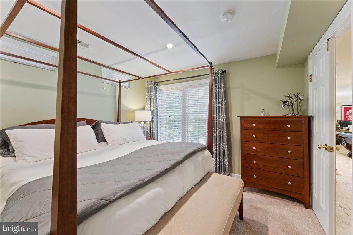 7411 Union Ridge Road Clifton, VA 20124 - Photo 49 of 86 Ideal for au-pair or in-laws/guests!