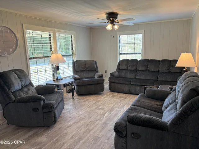 $239,999 | 18965 South W Matthew Wood Road, Blountstown, FL 32424