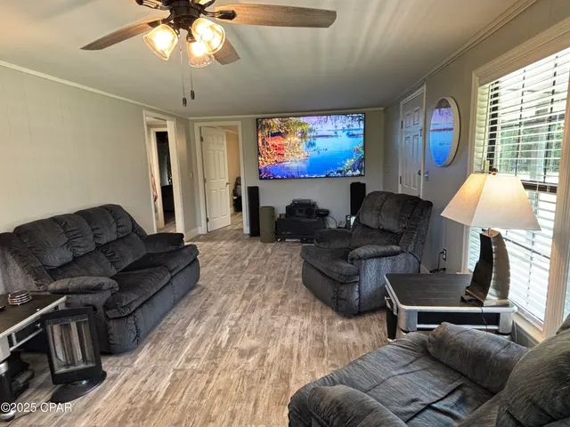 $239,999 | 18965 South W Matthew Wood Road, Blountstown, FL 32424