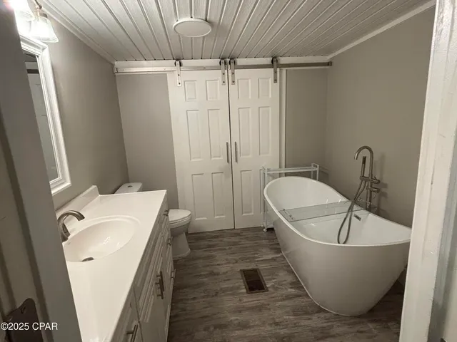 $239,999 | 18965 South W Matthew Wood Road, Blountstown, FL 32424