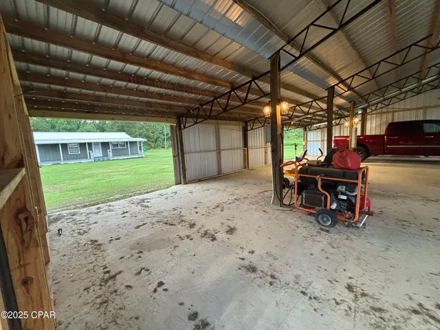 $239,999 | 18965 South W Matthew Wood Road, Blountstown, FL 32424