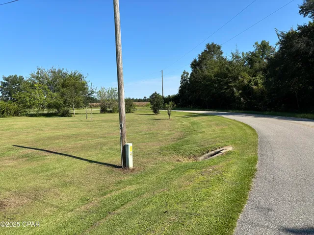 $239,999 | 18965 South W Matthew Wood Road, Blountstown, FL 32424