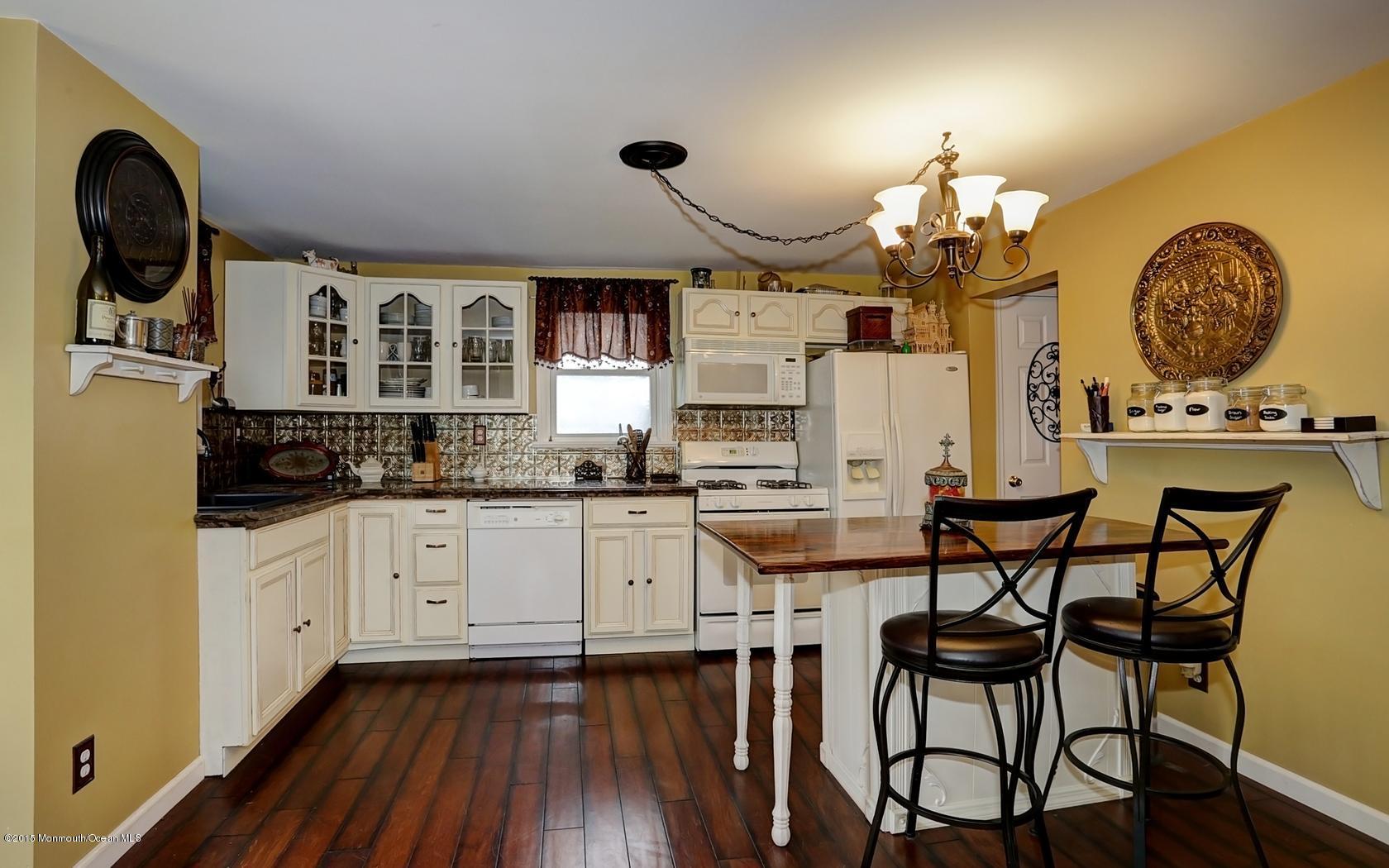 1 West 3rd Street Keyport, NJ 07735 - Photo 6 of 18 8-photo-web-1680x1050-195748