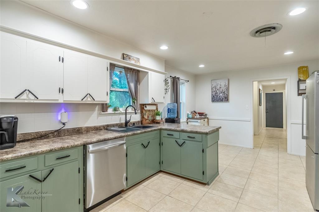 4102 Concord Court Abilene, TX 79603 - Photo 9 of 40