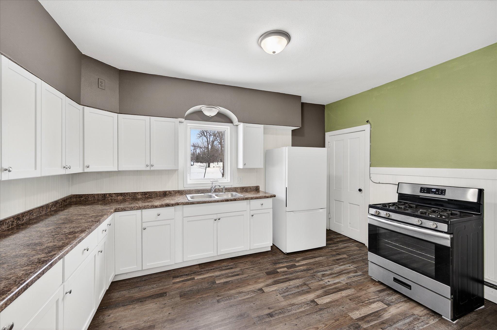 951 6th Street Albany, MN 56307 - Photo 13 of 49