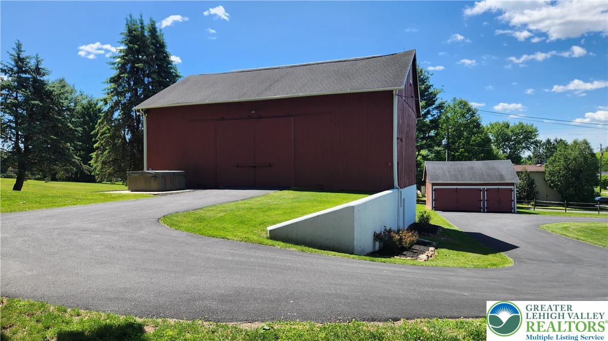 4912 Shankweiler Road Orefield, PA 18069 - Photo 47 of 74 Hot Tub