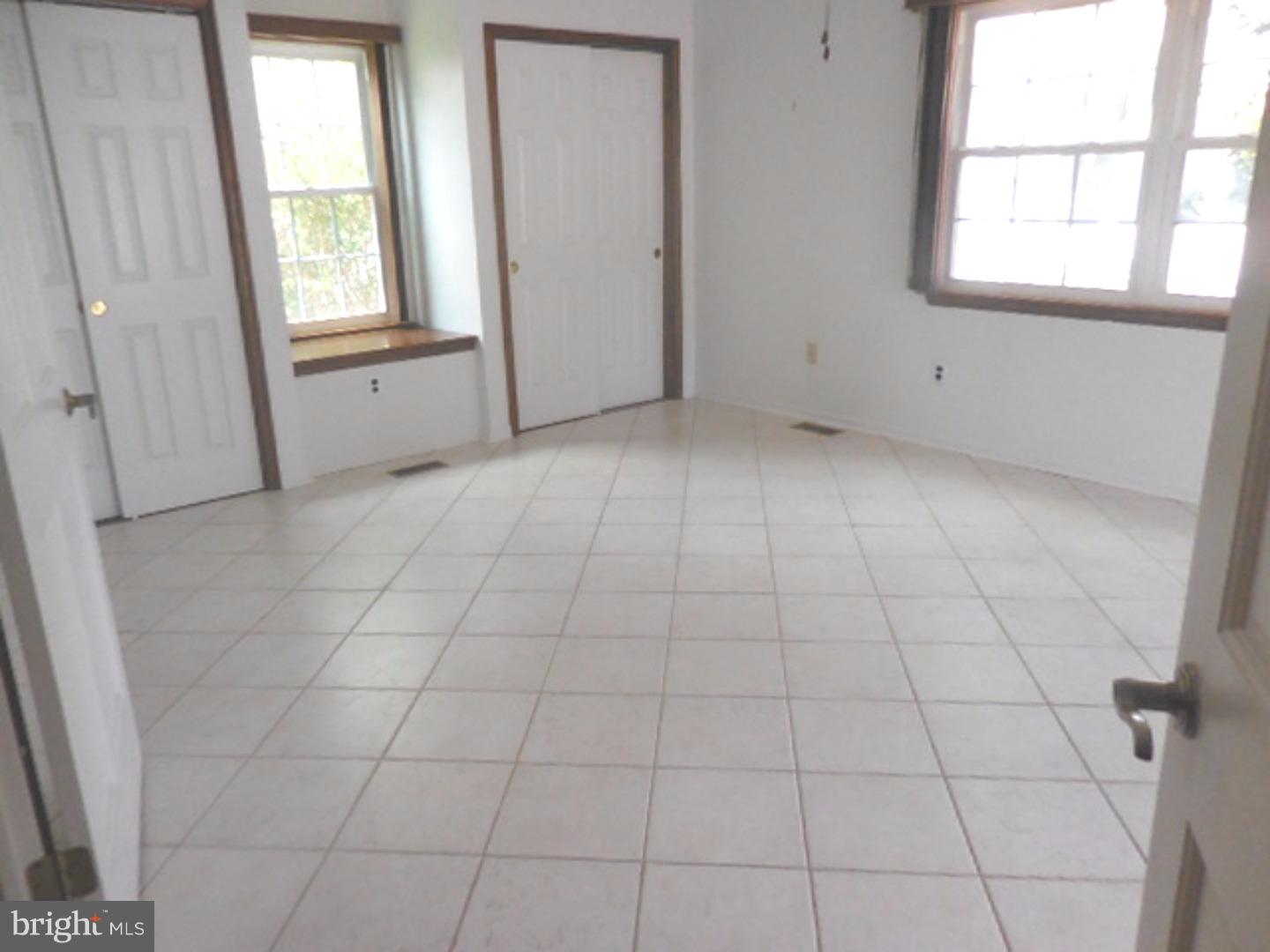 10 Utica Road Evesham, NJ 08053 - Photo 8 of 15