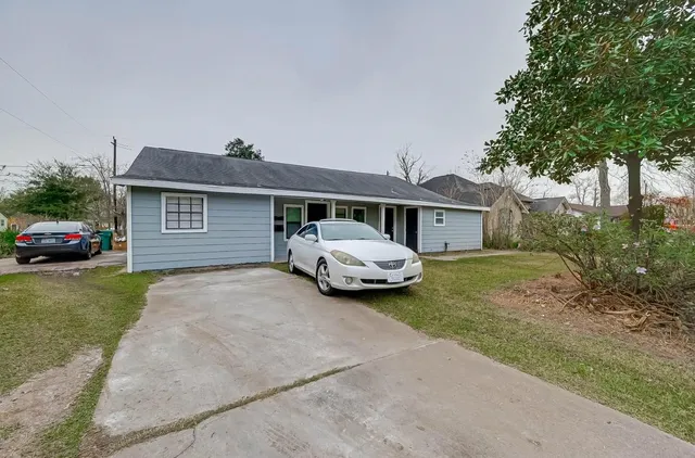 $379,000 | 1201 Johnson Street, Pasadena, TX 77506