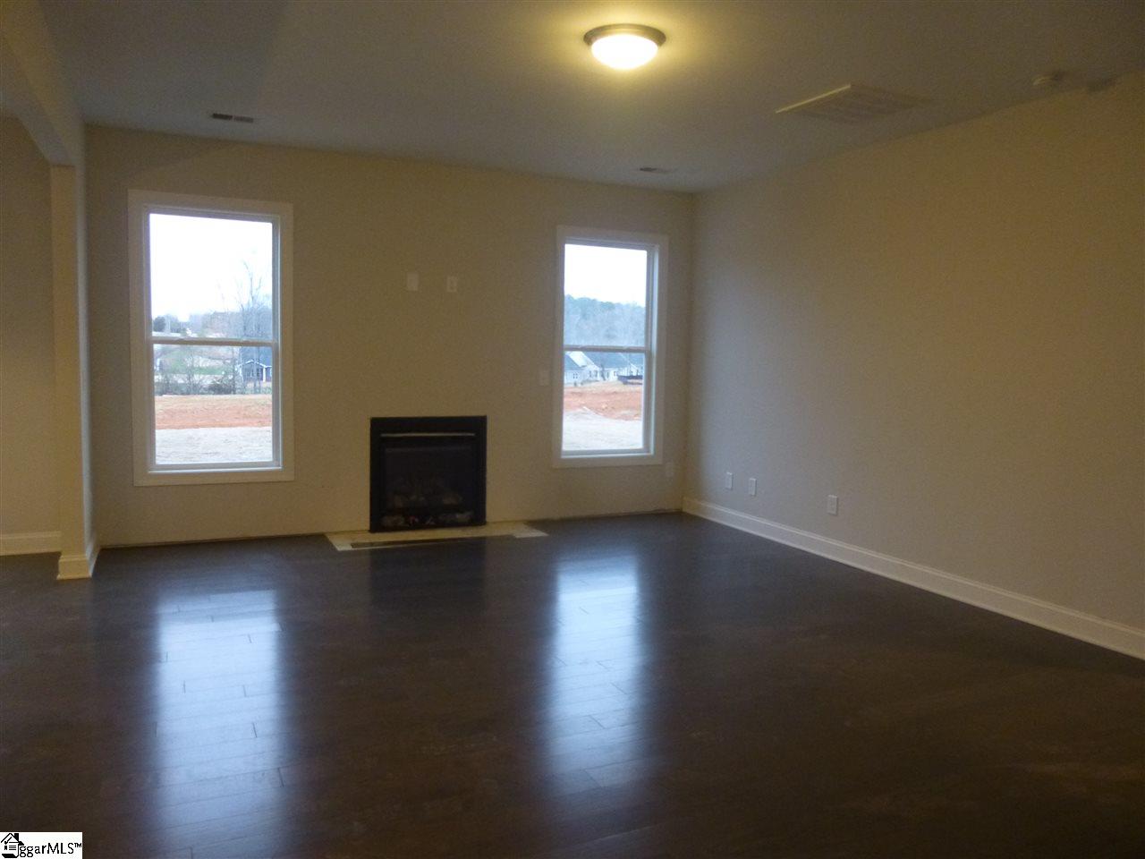 509 Edgevale Drive Boiling Springs, SC 29316 - Photo 8 of 35 Gallery Image 8