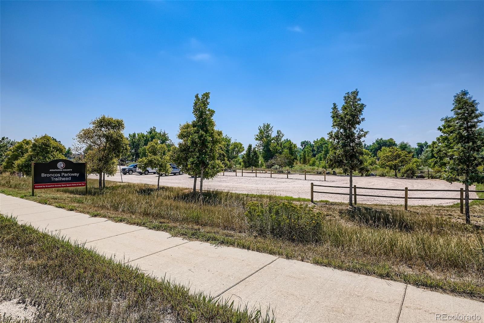 15700 East Jamison Drive, Unit 7101 Englewood, CO 80112 - Photo 30 of 31 a view of a backyard