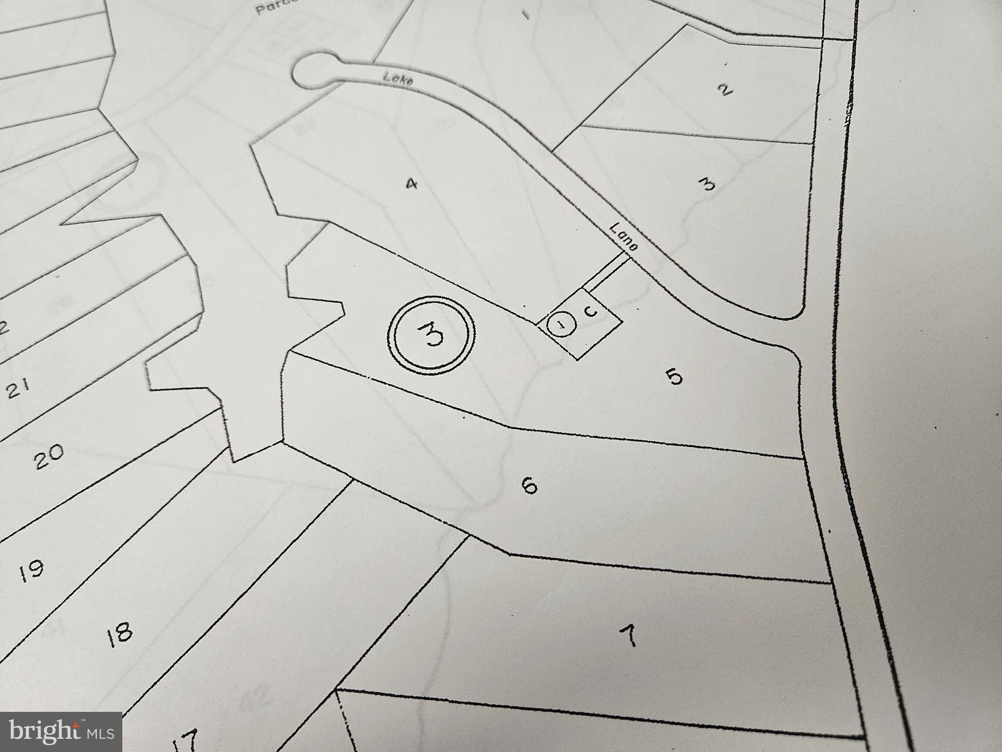 689 Prospect Hill Road Montross, VA 22520 - Photo 4 of 8 a utility room with dryer and washer