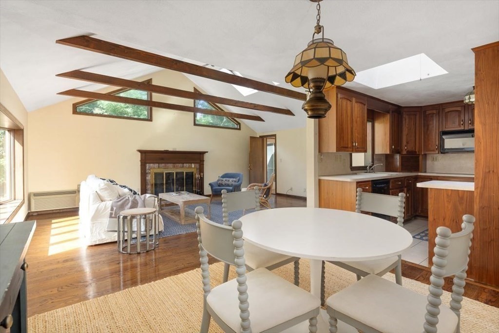 531 Main Street Hingham, MA 02043 - Photo 13 of 25 Gallery Image 13