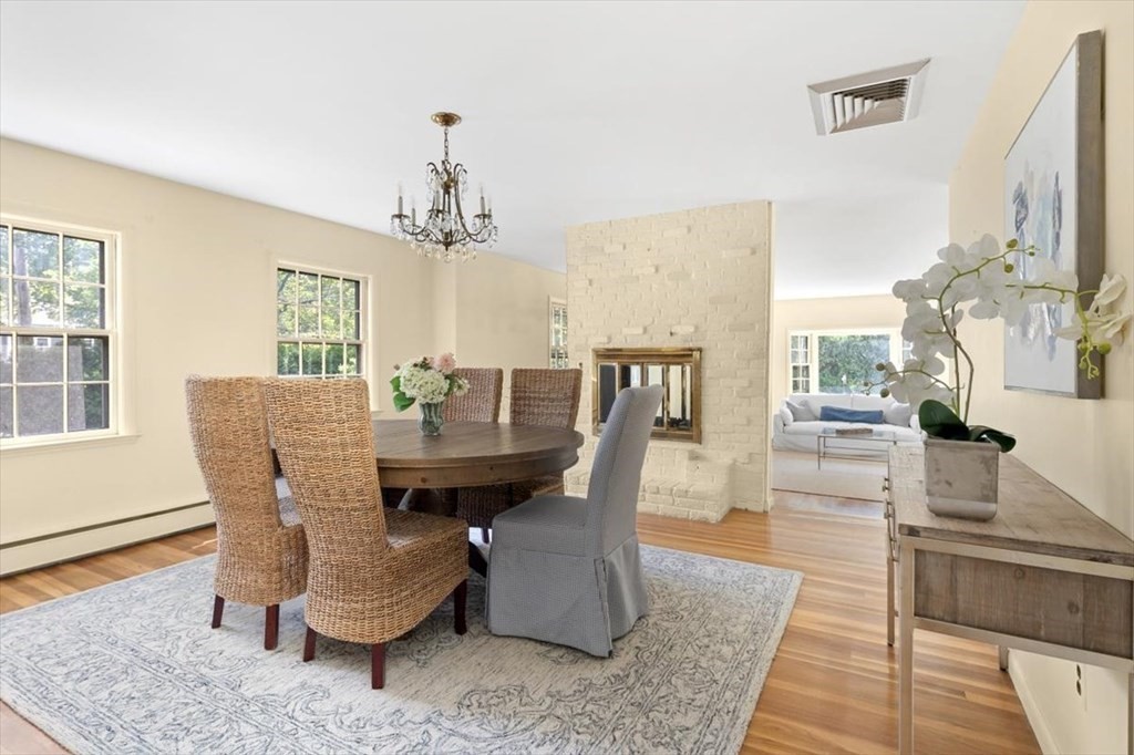 531 Main Street Hingham, MA 02043 - Photo 3 of 25 Gallery Image 3