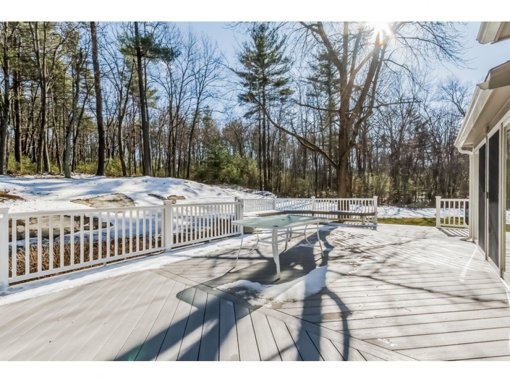 9 Farrwood Road Windham, NH 03087 - Photo 29 of 33