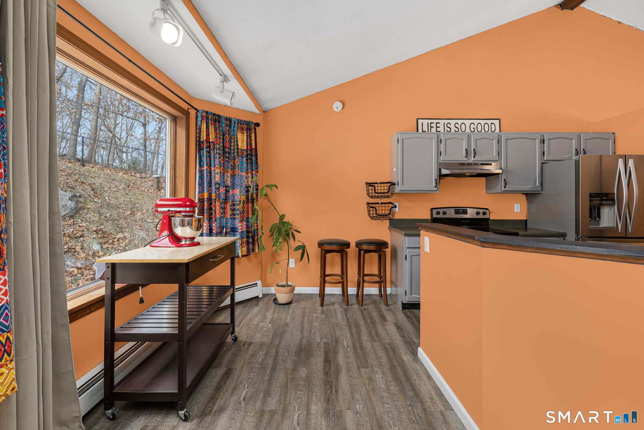 89 Kinney Hill Road Plainfield, CT 06374 - Photo 12 of 33 a dining room with furniture and wooden floor