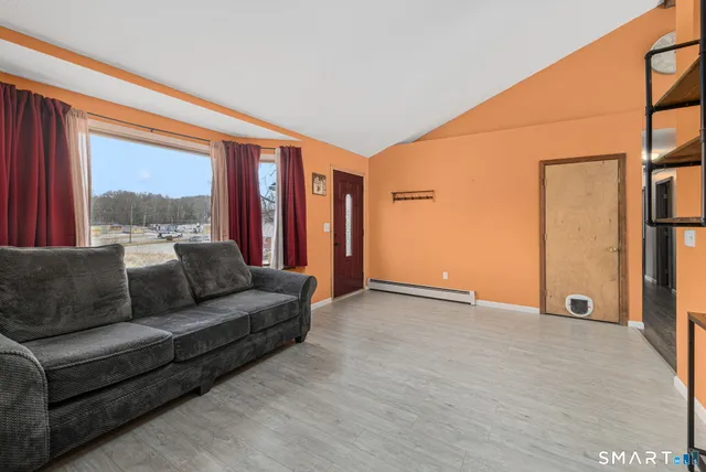 $375,000 | 89 Kinney Hill Road, Plainfield, CT 06374