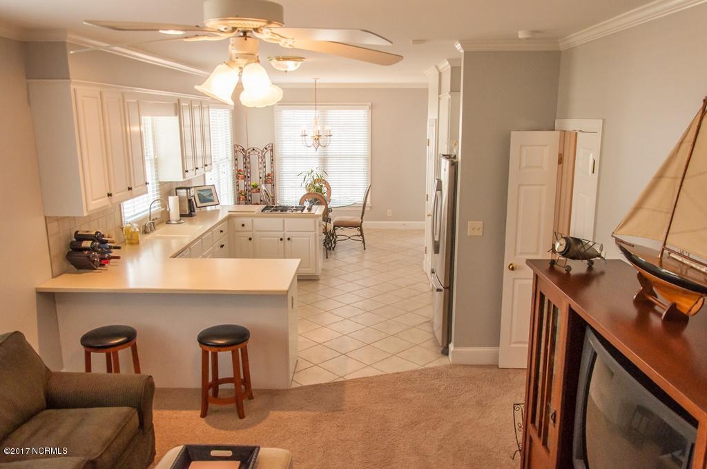 117 Bay Ridge Chocowinity, NC 27817 - Photo 7 of 38 007 Looking into Kitchen